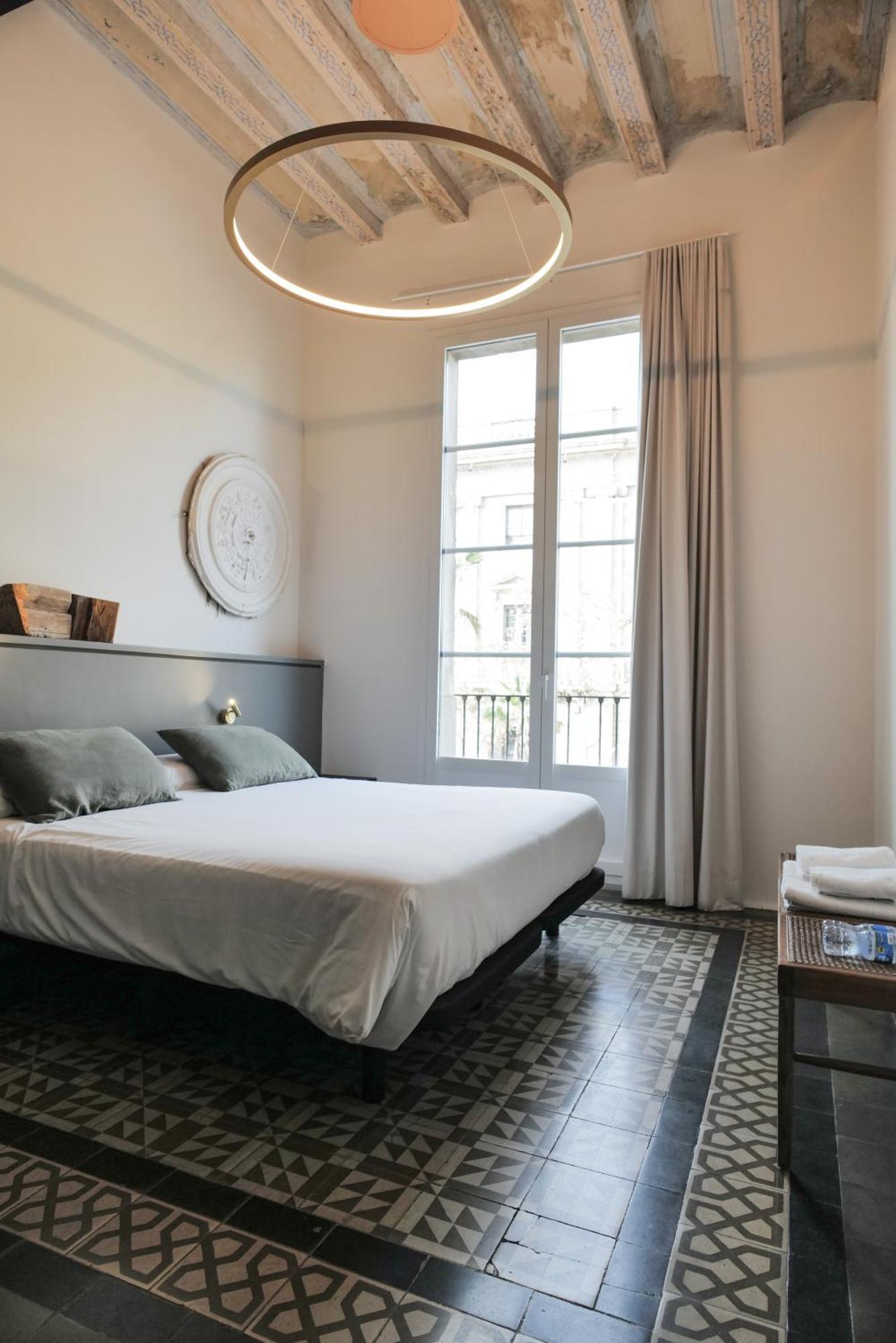 Hostal Porxos Garden Барселона Екстериор снимка