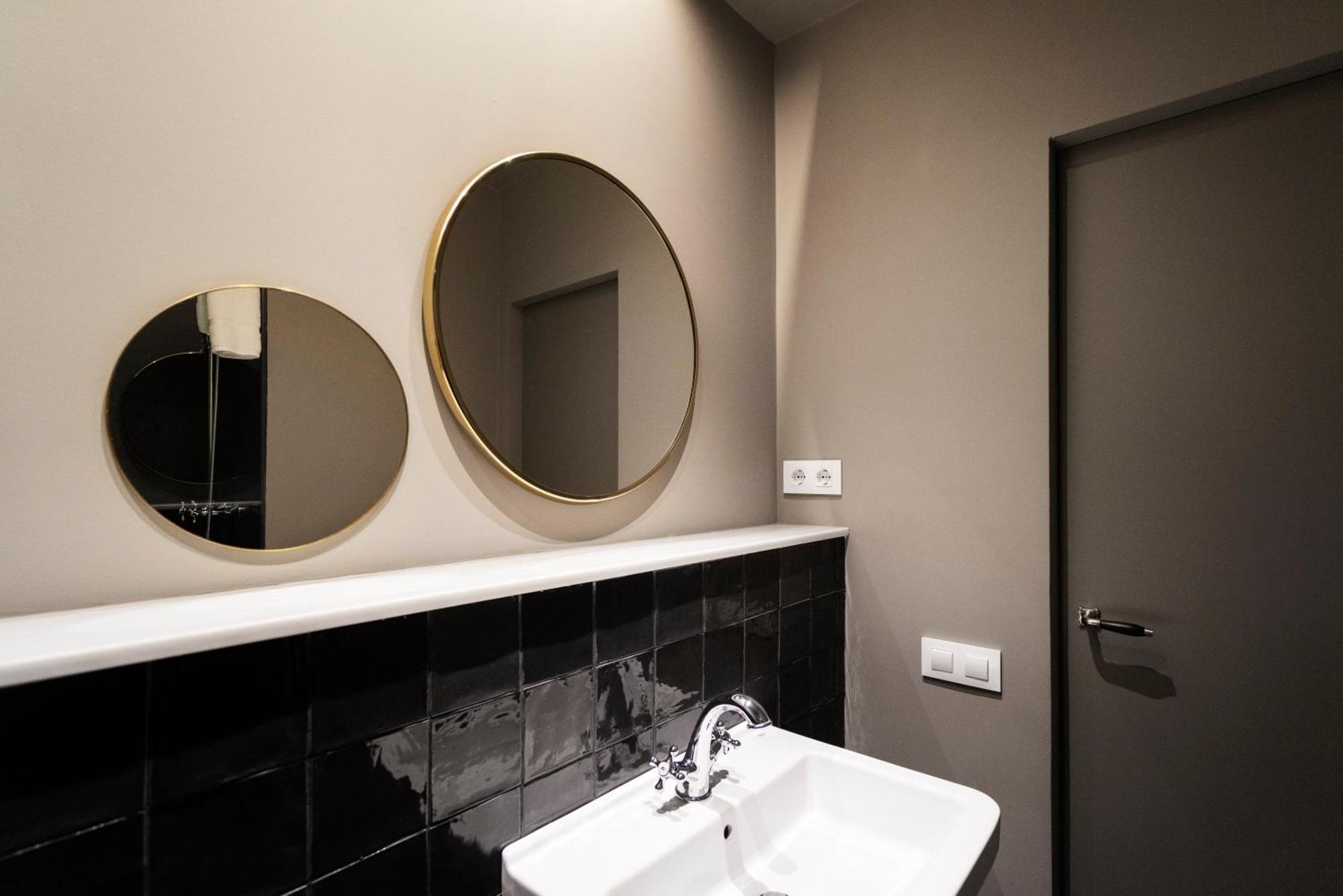 Hostal Porxos Garden Барселона Екстериор снимка