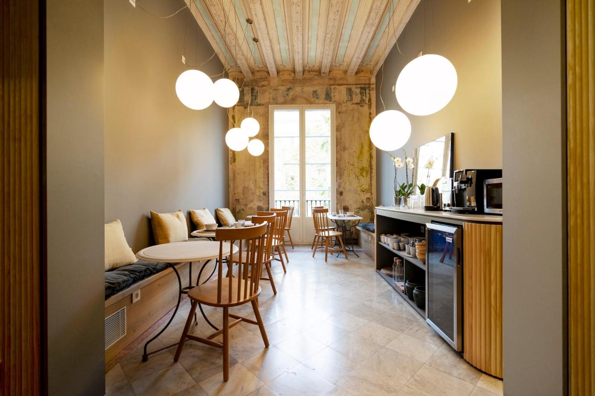 Hostal Porxos Garden Барселона Екстериор снимка